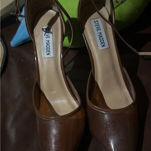 Steve Madden Brown Slingback Heels with Pointed Toe